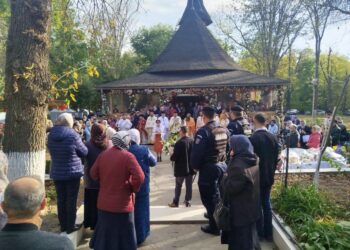 Sărbătoarea Floriilor, în siguranță. Pompierii botoșăneni au transmis câteva sfaturi
