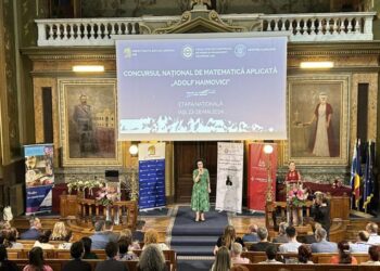 Mitropolia Moldovei și Bucovinei susține liceenii pasionați de matematică aplicată din întreaga țară