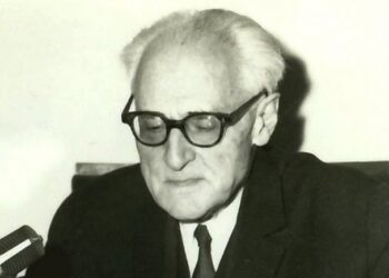1 mai 1859 – S-a născut Alexandru Philippide, lingvist şi filolog român, profesor universitar,  întemeietorul şcolii lingvistice ieşene