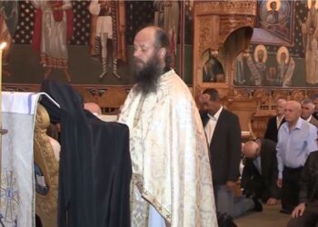 VIDEO: „Biserica este locul unde Dumnezeu ne așteaptă și se supără dacă noi nu venim aici”. Cuvântul Părintelui Arhimandrit Ioan Harpa la Parohia Oneaga