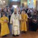 Liturghie arhierească în parohia nou înființată din Aylesbury, Marea Britanie