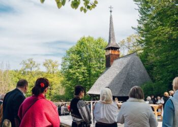 În rai se intră pe grupuri mici