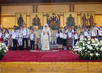 Premianții Concursului Național Catehetic și ai Concursului Național de Icoane, au fost felicitați astăzi de Patriarhul Daniel