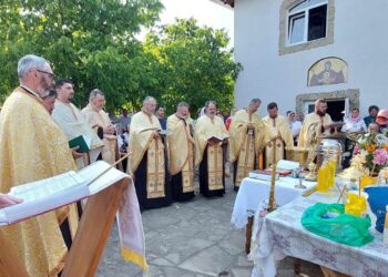 Taina Sfântului Maslu și Slujba Aghiasmei la Biserica Nașterea Maicii Domnului Talpa