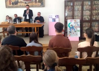 „Adicțiile și efectele lor”. Simpozion la Protopopiatul Botoșani referitor la prevenţie a dependenţelor de substanţe şi a celor comportamentale