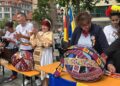 Cel mai lung brâu românesc din lume a fost creat de românii din Nürnberg