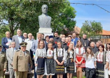 4 iunie 1812 – S-a născut George Bariţiu, om politic, publicist şi istoric român, participant la Revoluţia română de la 1848 din Transilvania