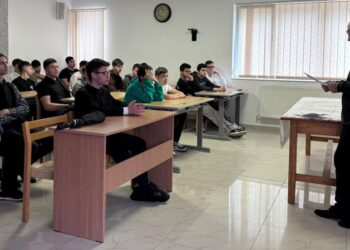 „Eroii de ieri, eroii de azi, eroii de mâine”. Activitate la Seminarul Teologic Liceal Ortodox „Sfântul Ioan Iacob” Dorohoi