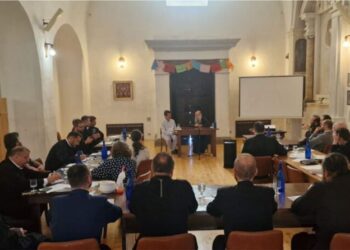 PS Părinte Episcop Siluan în vizită la Universitatea de Vară a Episcopiei
