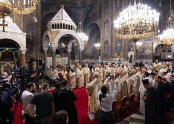 Prima Sfântă Liturghie oficiată de Patriarhul Daniil al Bulgariei după întronizare