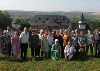 Pelerinaj la mănăstirile din ținutul Botoșanilor, organizat de Protopopiatul Dorohoi