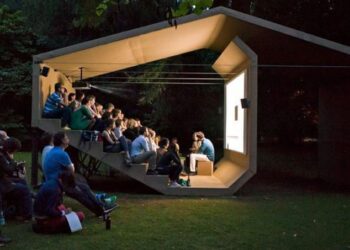 Vizionare de film în aer liber