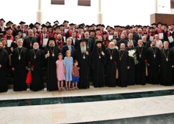 Absolvenții Facultății de Teologie Ortodoxă din Iași au depus jurământul de credință