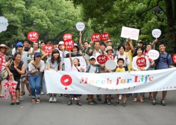 Comunitatea ortodoxă română din Japonia participă la Marșul pentru viață 2024 de la Tokyo