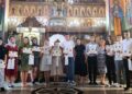 Elevii cu note mari la Evaluarea Națională, premiați de Parohia Mălini