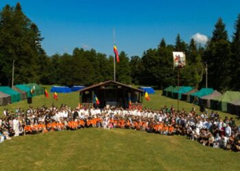 „Să căutați anturajele duhovnicești, să aveți preocupări nobile, înalte, curate”, le-a spus Episcopul Europei de Nord tinerilor de la Tabăra Nemțișor