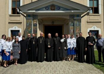 Vicariatul Ortodox Ucrainean a organizat un simpozion dedicat sfinților ucraineni în România