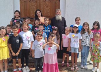  „Copii fericiți, părinți liniștiți”. A început Școala de vară la Biserica „Izvorul Tămăduirii” Botoșani  