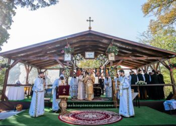 La Mirăuți a fost cinstit Sfântul Sfințit Mucenic Teodosie de la Mănăstirea Brazi, Mitropolitul Moldovei