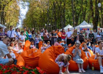 Pro Vita Iași a organizat astăzi cea de-a patra ediție a Festivalului Familiei
