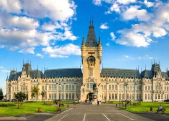 Capacitatea de vizitare a ceasului din turnul Palatului Culturii din Iași a fost extinsă