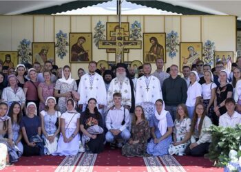 Oaspeți din Polonia în Duminica dinaintea Înălțării Sfintei Cruci și la Nașterea Maicii Domnului la Mănăstirea Putna