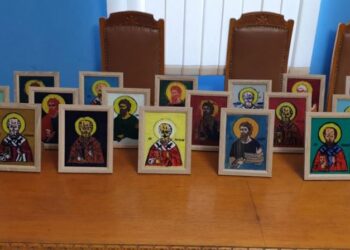 Atelier de pictură icoane pe sticlă la Centrul educațional al Protopopiatului Dorohoi
