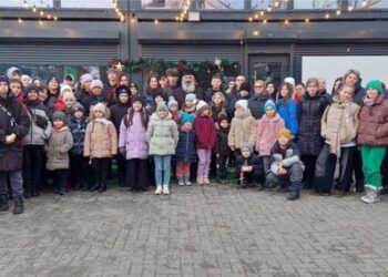 Episcopul Antonie de Bălți a participat la Târgul de Crăciun de la Centrul Educațional „Anastasis”