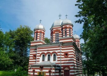 Arhimandritul Ioan Harpa, starețul Mănăstirii Popăuți, a susținut o conferință la Dorohoi