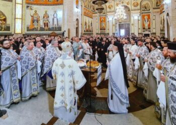 Mănăstirea din Ardeal, unde merg mii de botoșăneni în pelerinaj, și-a pomenit starețul la 40 de zile