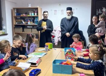 La o parohie din Botoșani a fost inaugurat un spațiu dedicat activităților pentru copii și tineri