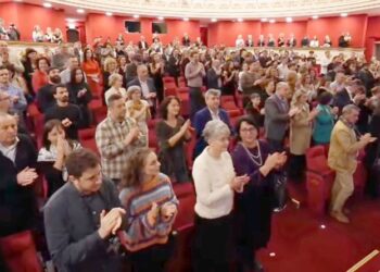 Au răsunat din nou aplauze, în noul Teatru „Mihai Eminescu” Botoșani