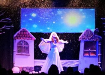 Magia sărbătorilor pentru cei mici, la Teatrul „Vasilache” Botoșani