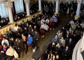 Sărbătoarea Sfinților Trei Ierarhi, prilej de omagiere și bucurie deopotrivă, pentru preoții, profesorii și elevii Seminarului Teologic Ortodox „Sf. Gheorghe” din Botoșani