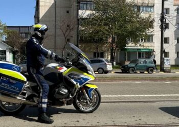 Polițiștii rutieri botoșăneni, în trafic pe motocicletă