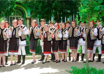 „Pe toloaca satului”, ediția II. Festival de dansuri la Vorona