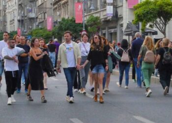 Cui spunem „La mulți ani!” de Sfântul Gheorghe. Peste 1 milion de români își serbează onomastica