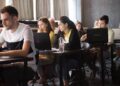 5 burse complete oferite de PNL Botoșani