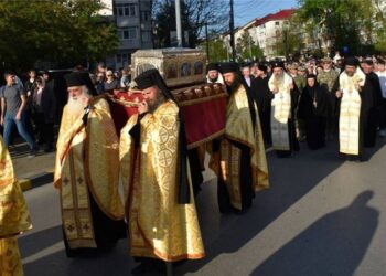 Pelerinaj pe străzile municipiului Botoșani cu prilejul Hramului Bisericii „Sfântul Gheorghe”