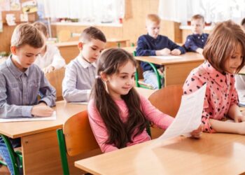 Evaluarea Națională la clasa a IV-a se încheie joi, 22 mai, cu proba la Limba maternă