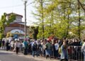 90.000 de pelerini s-au închinat Sfintei Elena la Mănăstirea Pantocrator: Când pleacă cinstitele moaște