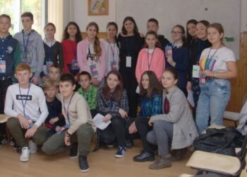 2 mai – Ziua Naţională a Tineretului