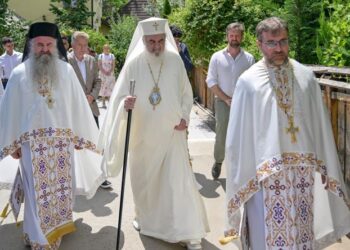 Părintele Ciprian Grădinaru, „chirurgul sufletelor” din București, născut la Hlipiceni, își aniversează ziua de naștere