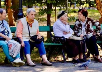 Românii cu pensii mai mari de 3.000 de lei ar putea plăti contribuții la CNAS