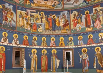 A fost finalizată pictura naosului Catedralei Episcopale din Madrid