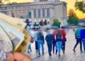 VIDEO: Elevii olimpici național și internațional vor primi premii „mai mari” pentru performanțe