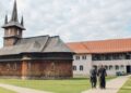Sfinții Cuvioși Cleopa și Paisie de la Sihăstria, evocaţi la tabăra internațională de la Oașa