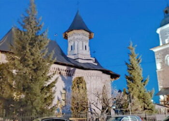 30 august 1535 – S-a terminat înălţarea Bisericii „Sf. Dumitru” din Suceava, ctitorie a domnitorului Petru Rareș