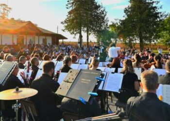 Concert al Orchestrei Filarmonicii „George Enescu” Botoșani la Liveni