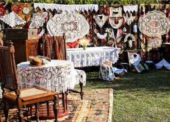 „Dantela românească”. Expoziție artistică la Trușești